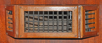 The combination vent distributes air throughout the saloon.