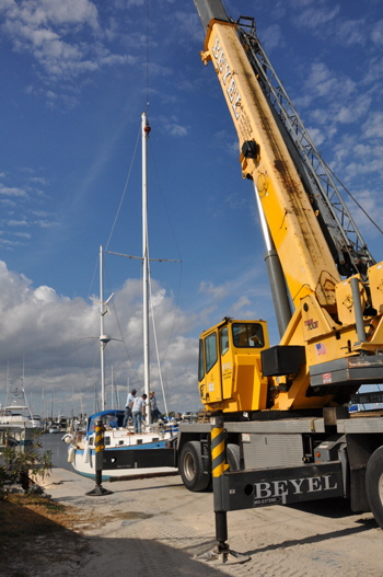 This heavy lift crane was needed to lift both masts out of the boat.